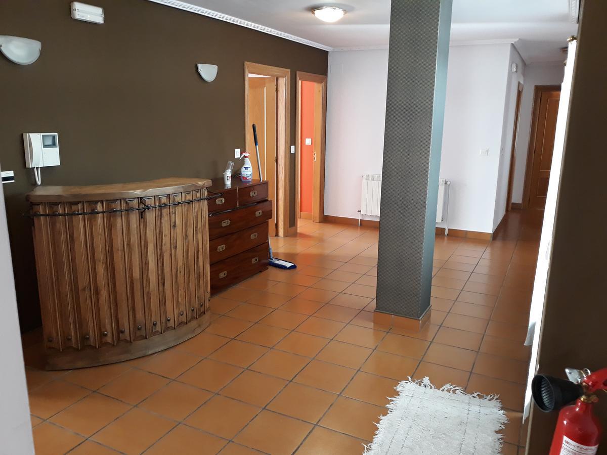 Hostal Ardoi Zizur Mayor Eksteriør bilde